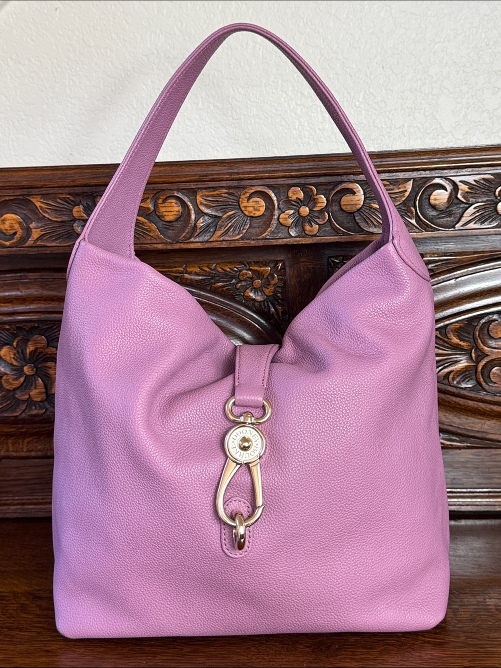 Dooney & Bourke Belvedere Logo Lock Keychain Hobo Bag..